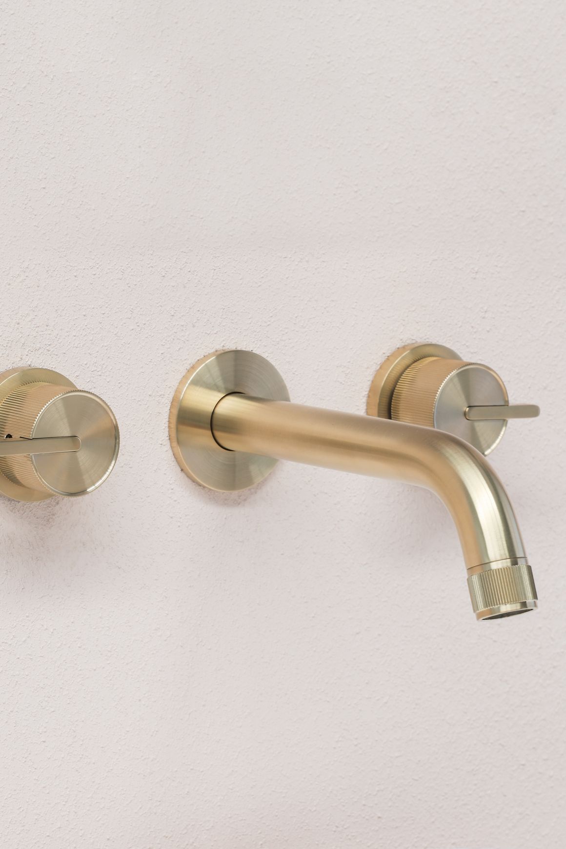 Namika Wall-Mounted Spout