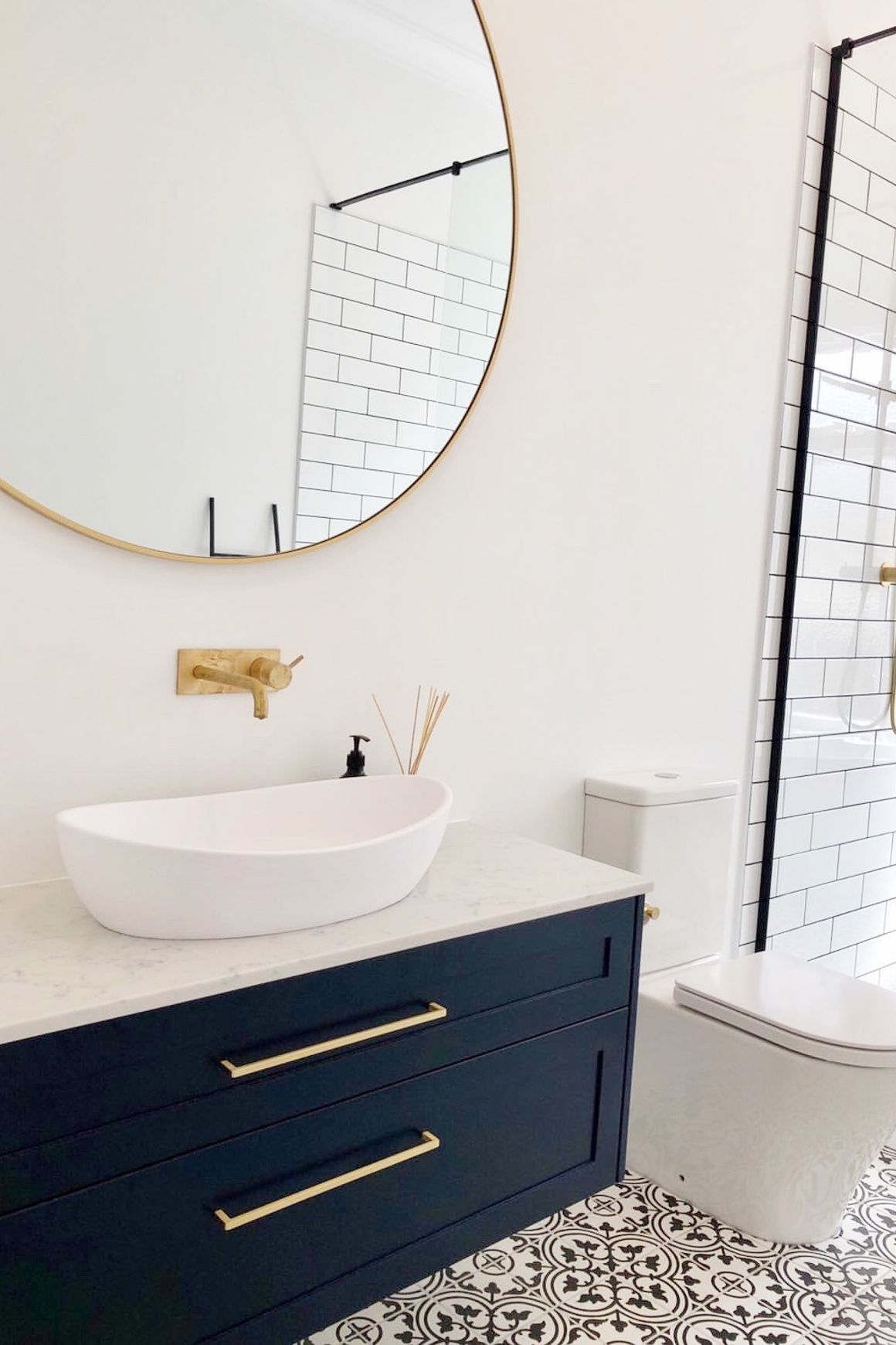 Vivienne STB24 Curved Top Basin