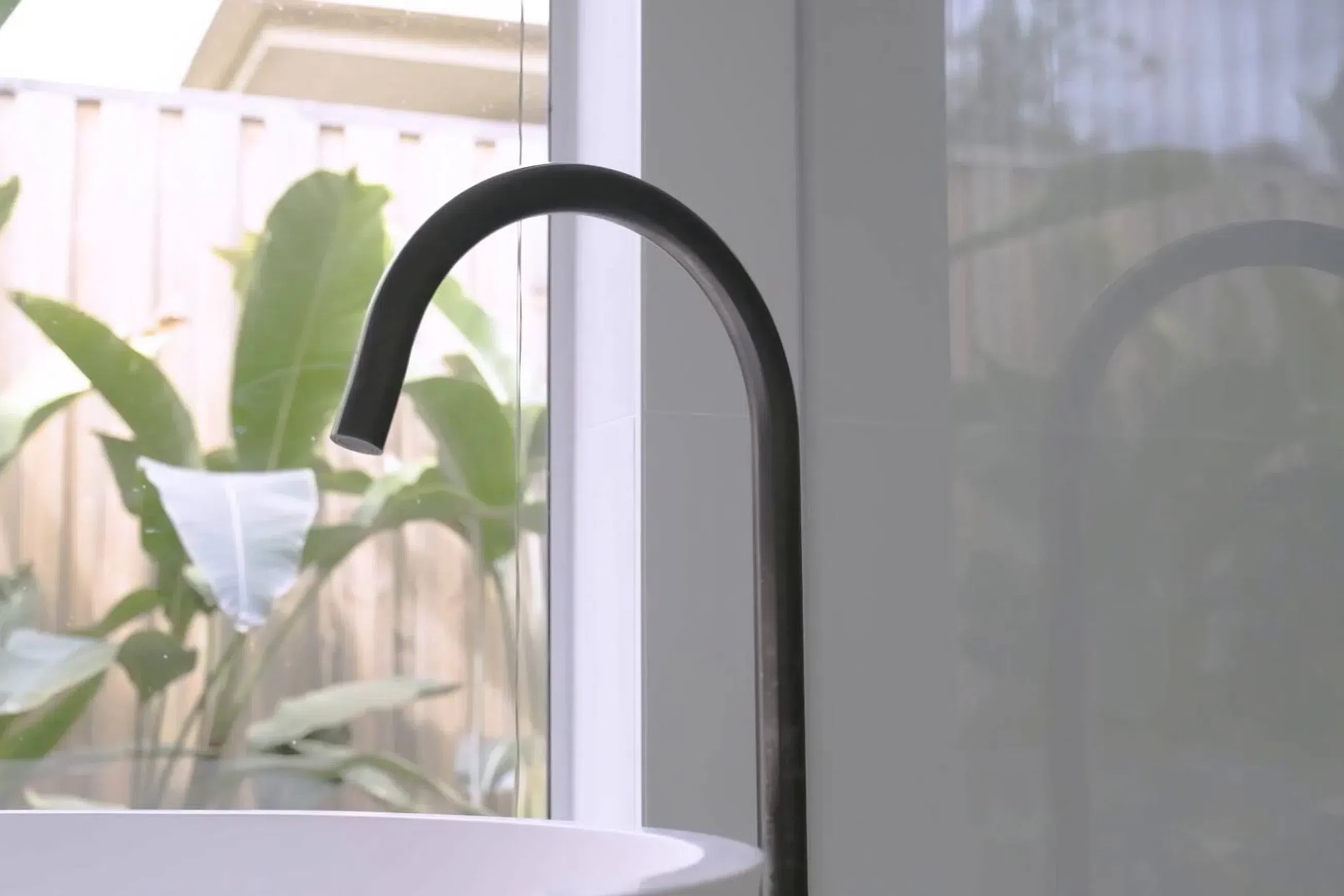 Floor Mounted Bath Filler - Brushed Gunmetal