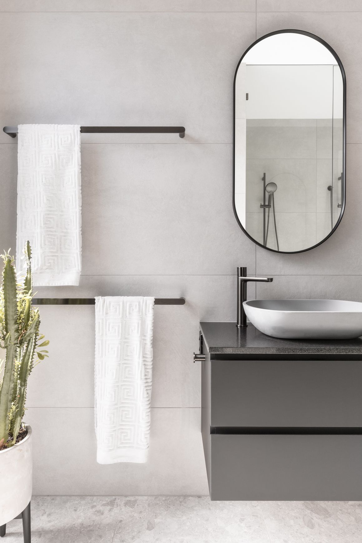 Milani Single Towel Rail 800mm - Brushed Gunmetal