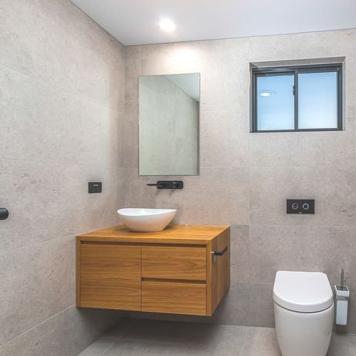 Handcrafted Maddi Vanity