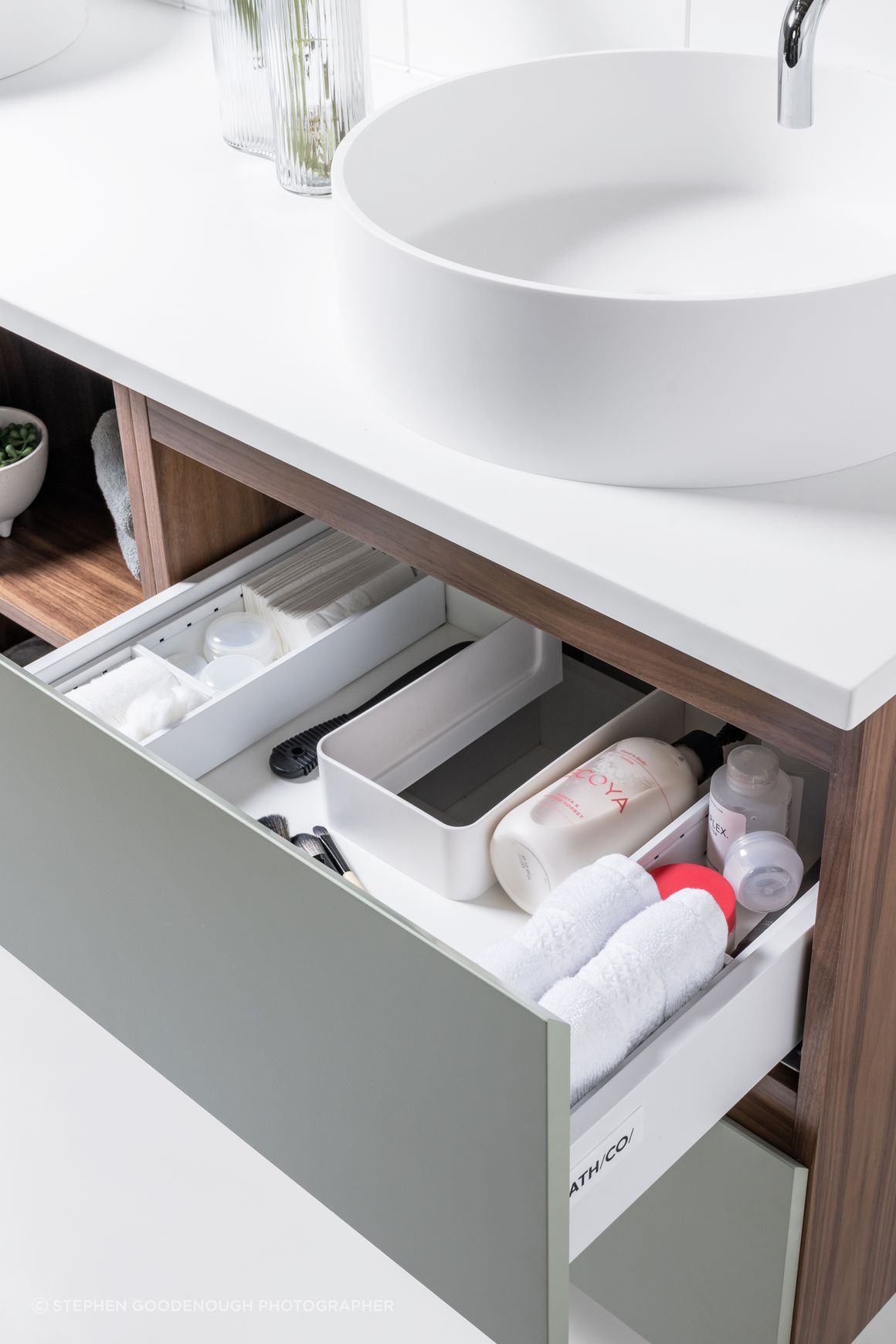 Tablo Plus Bathroom Vanity