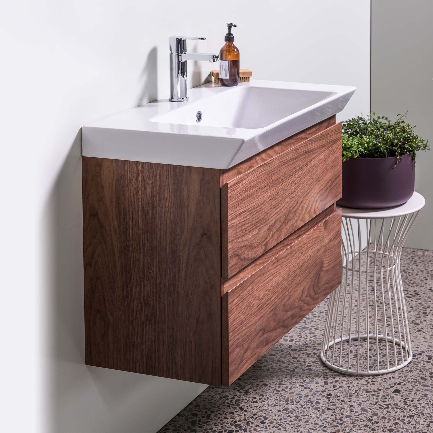 Edge Vanity