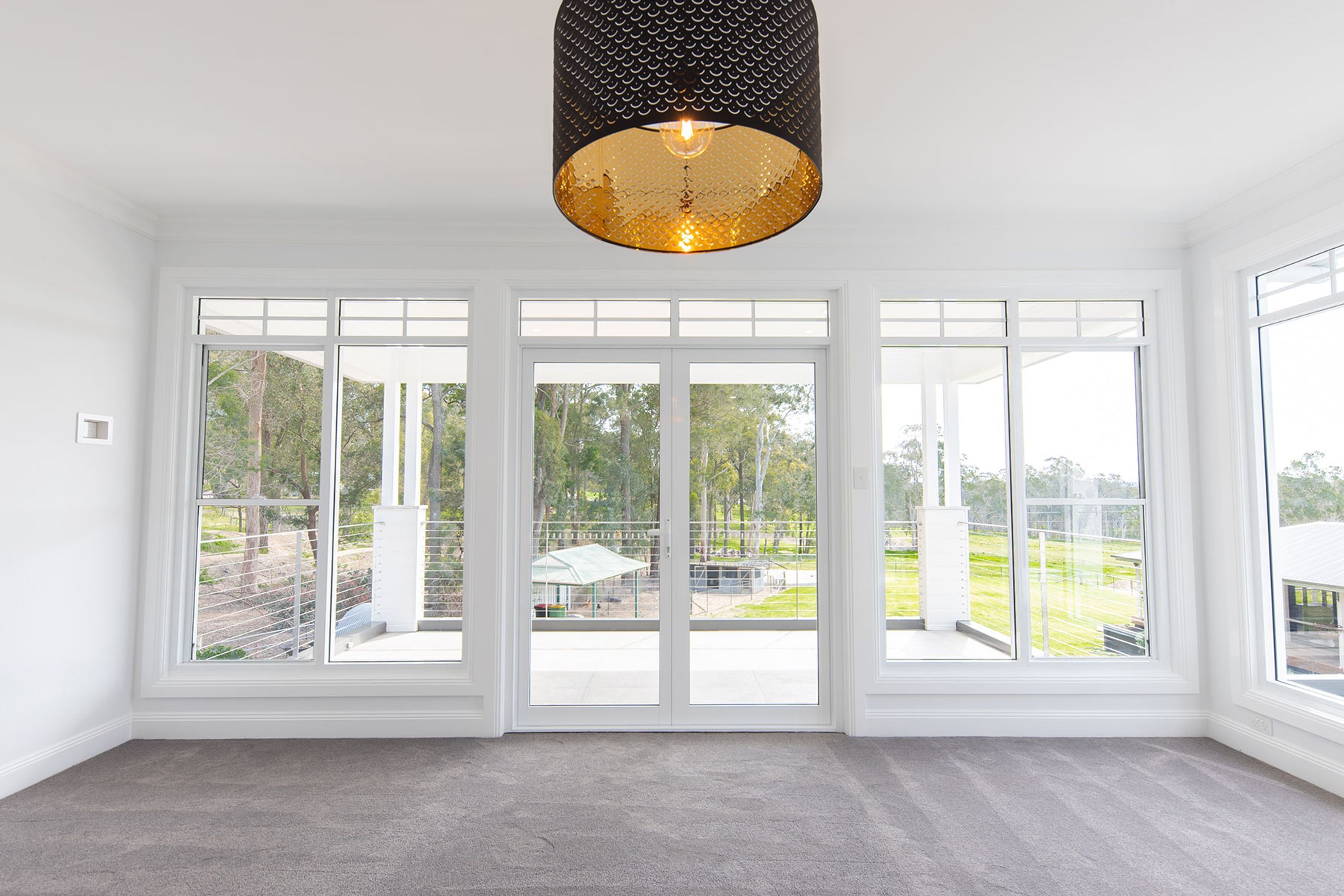 Elevate | Series 50 | Commercial Door