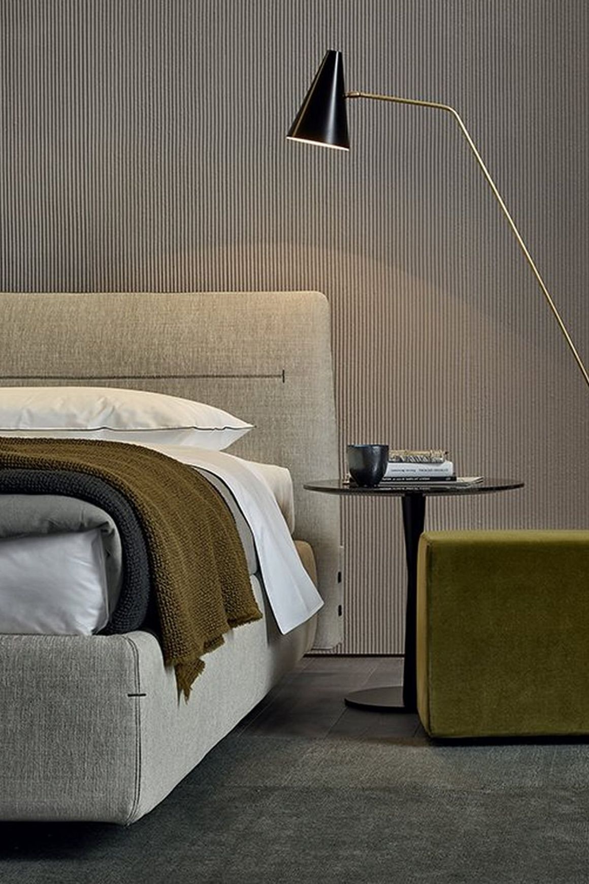Jacqueline Bed
