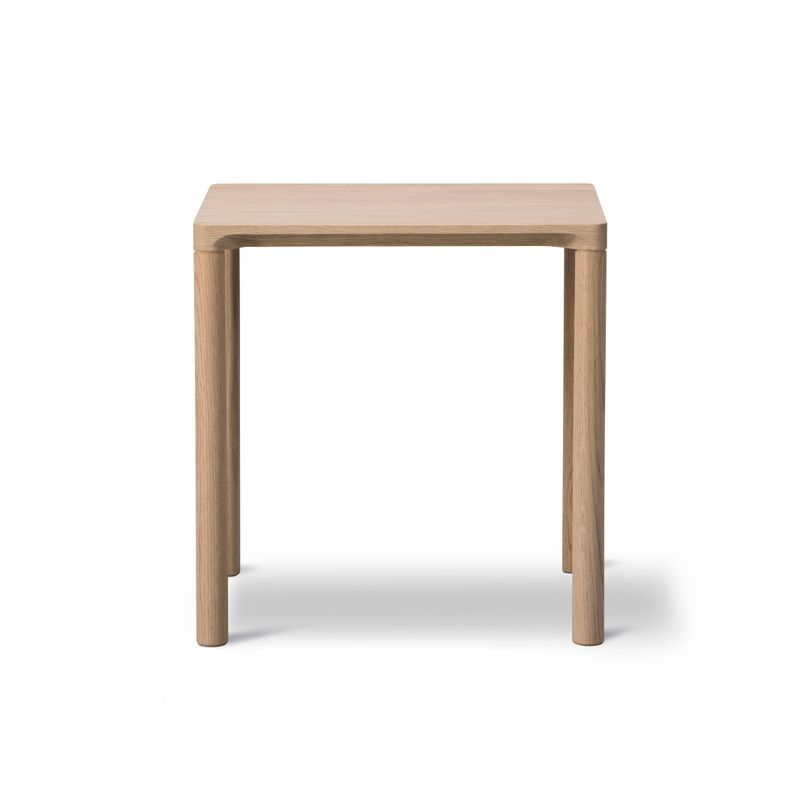 Piloti Side Table Model 6700 by Fredericia