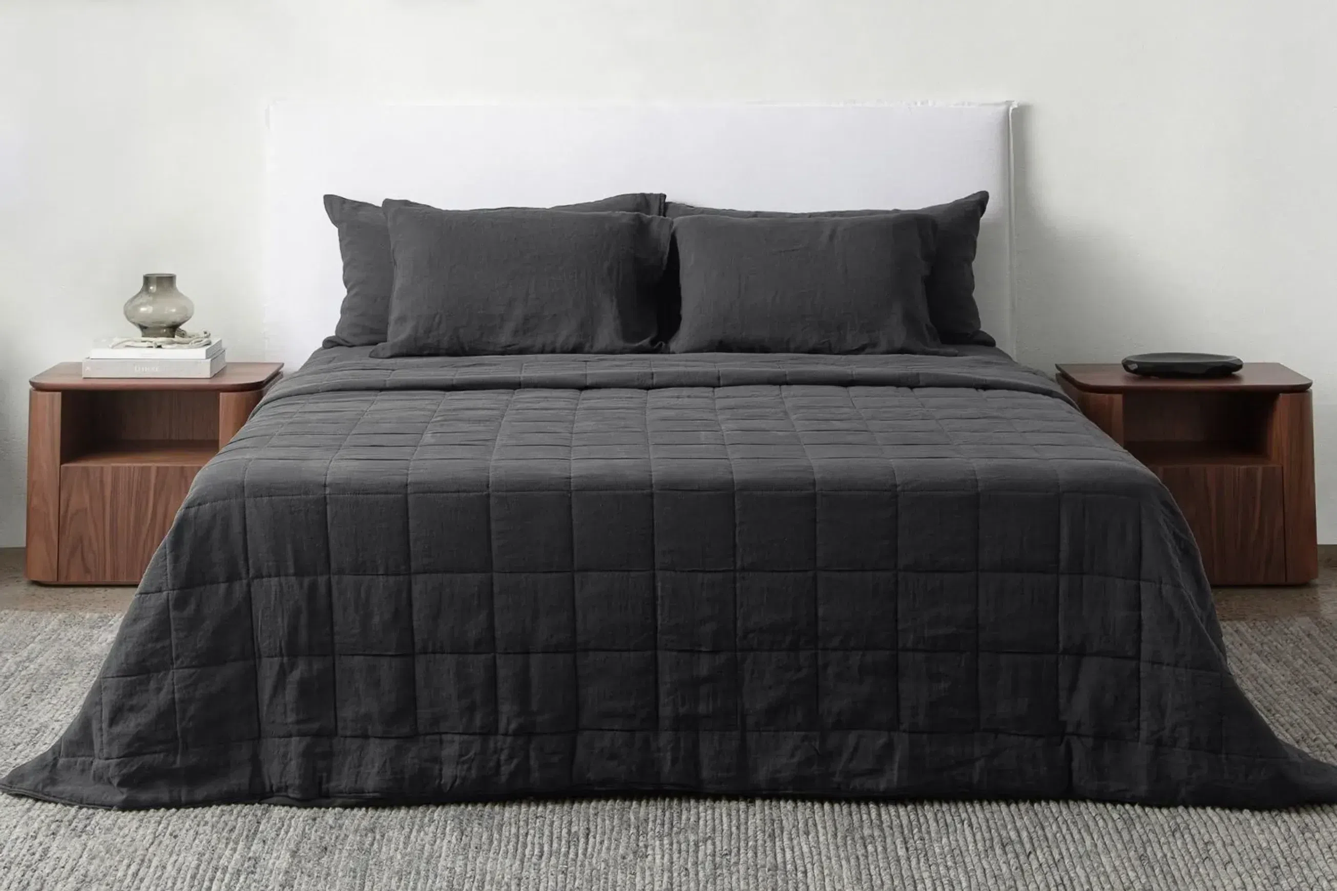 Cotton-filled Linen Quilts