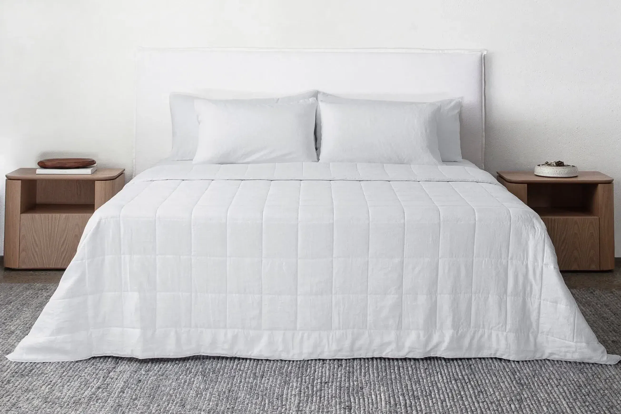 Cotton-filled Linen Quilts