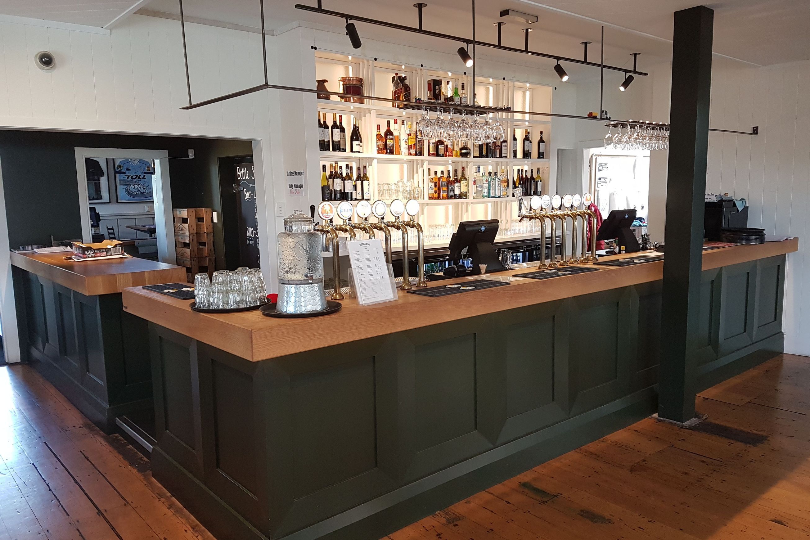 Bar & Cafe Tops
