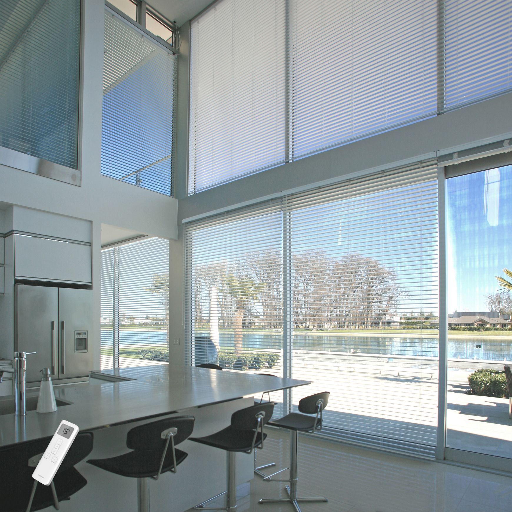 Dooya Roller Blind Motorisation - Wire Free