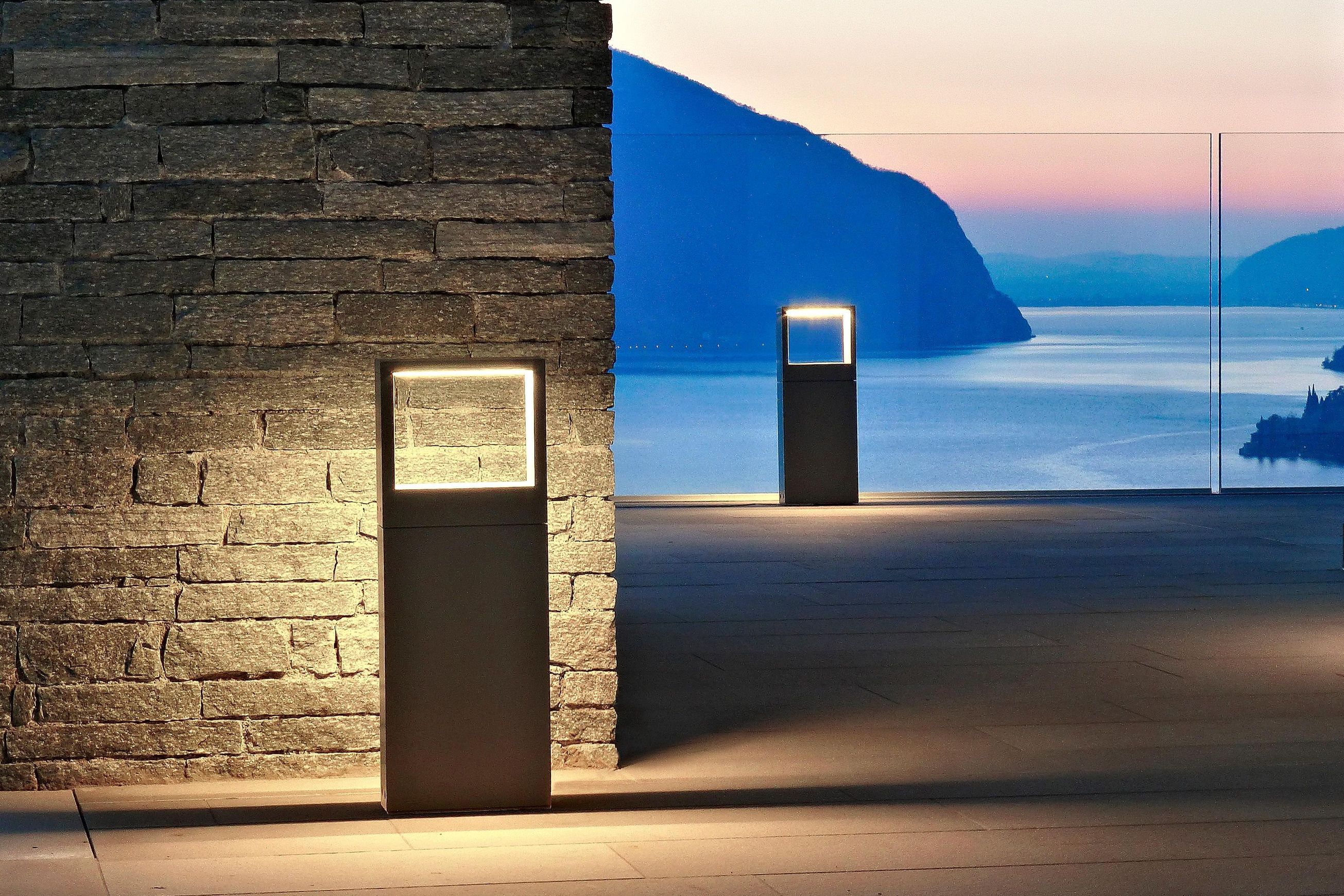 Cool Square Bollard Light