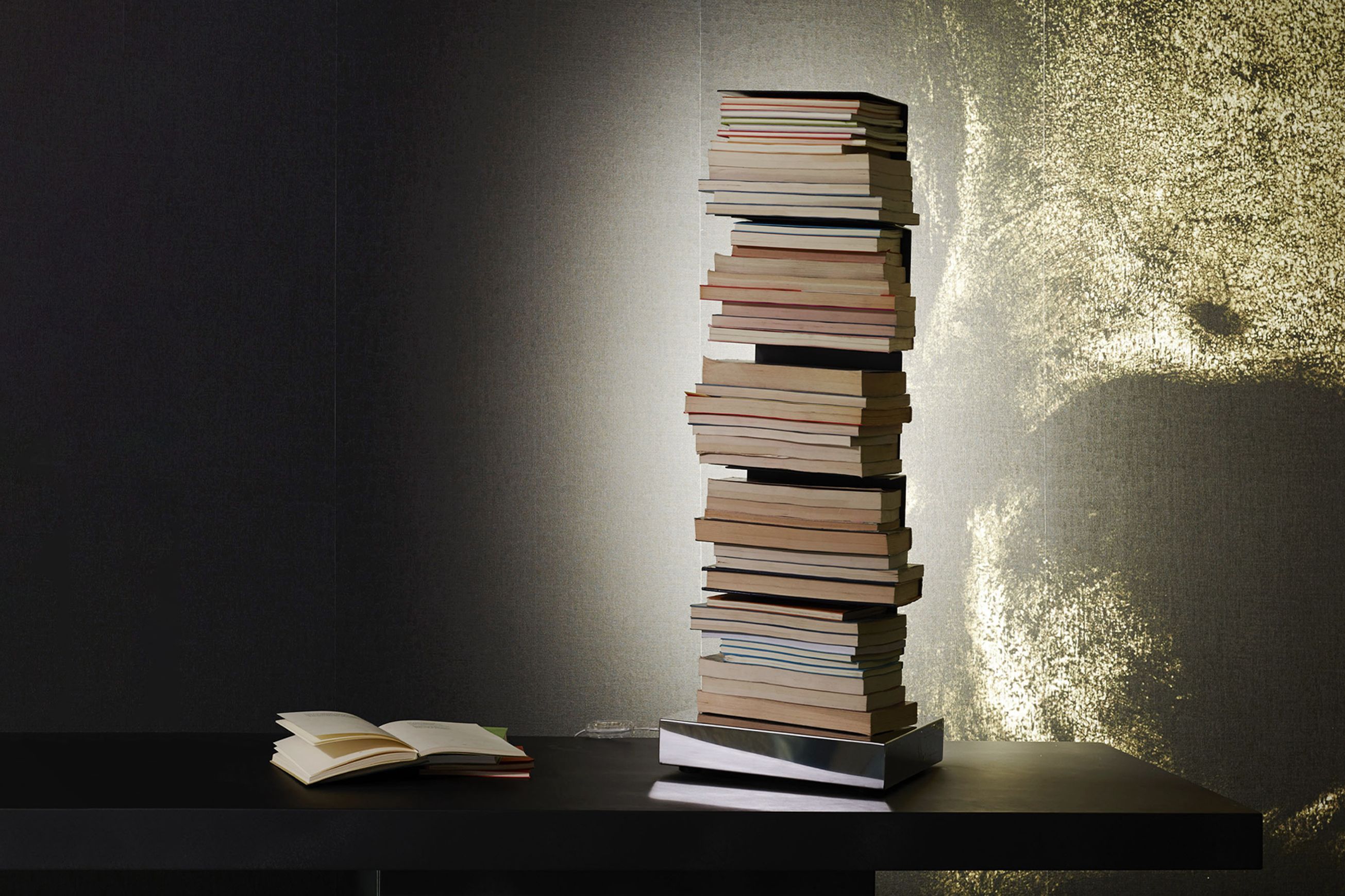 Ptolomeo Luce Bookcase | Storage