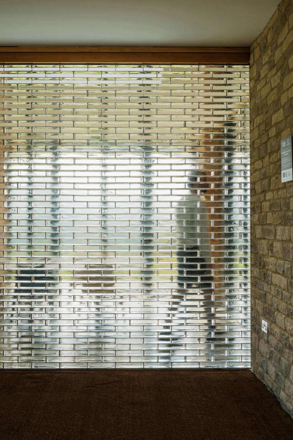 Poesia Smooth Cast Glass Bricks