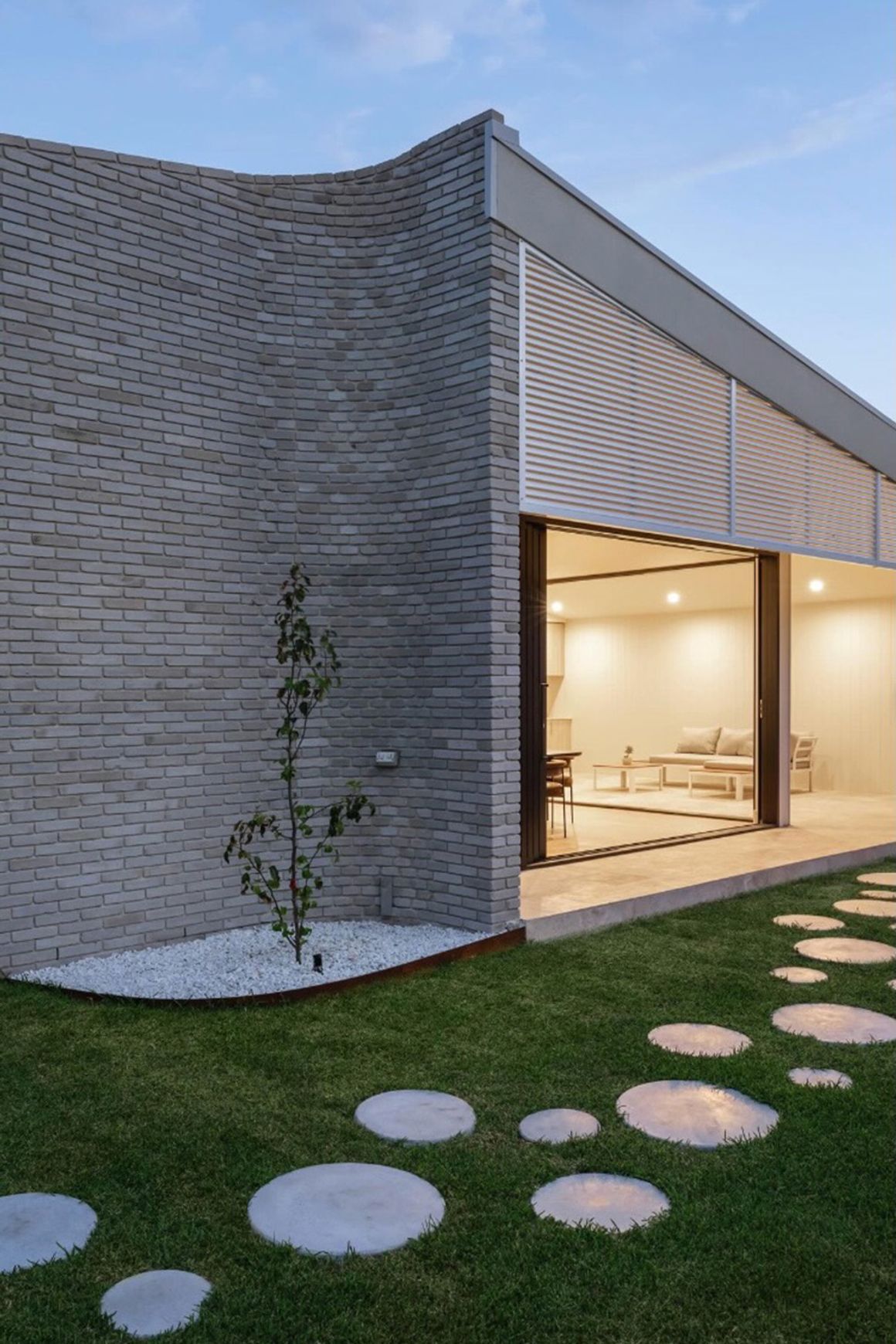 Jerusalem White - Reclamation Whites Bricks
