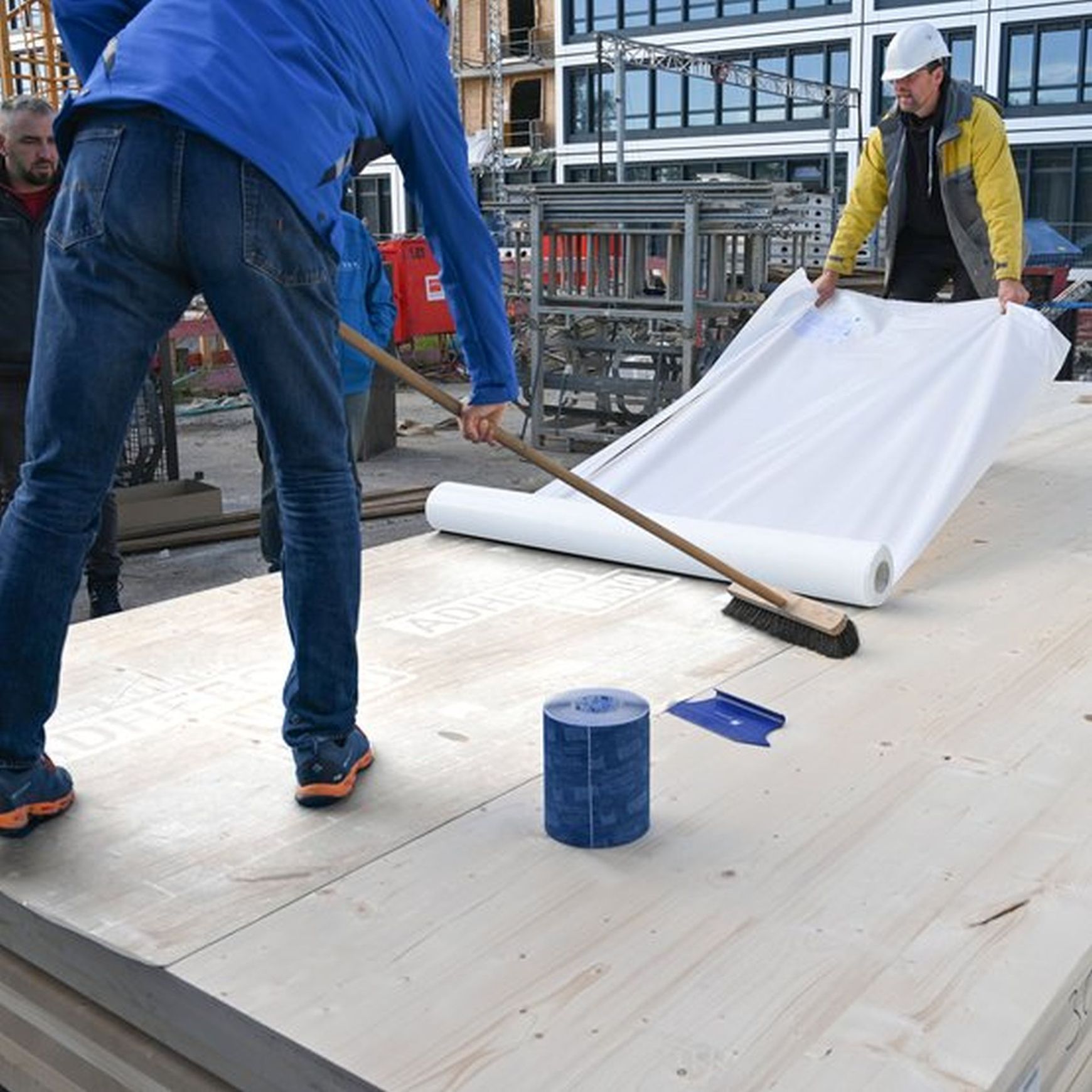 SOLITEX® ADHERO VISTO Transparent adhesive membrane