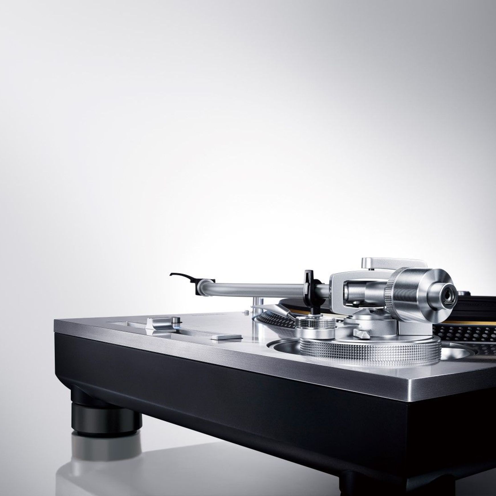 Technics Grand Class SL-1200G Turntable System