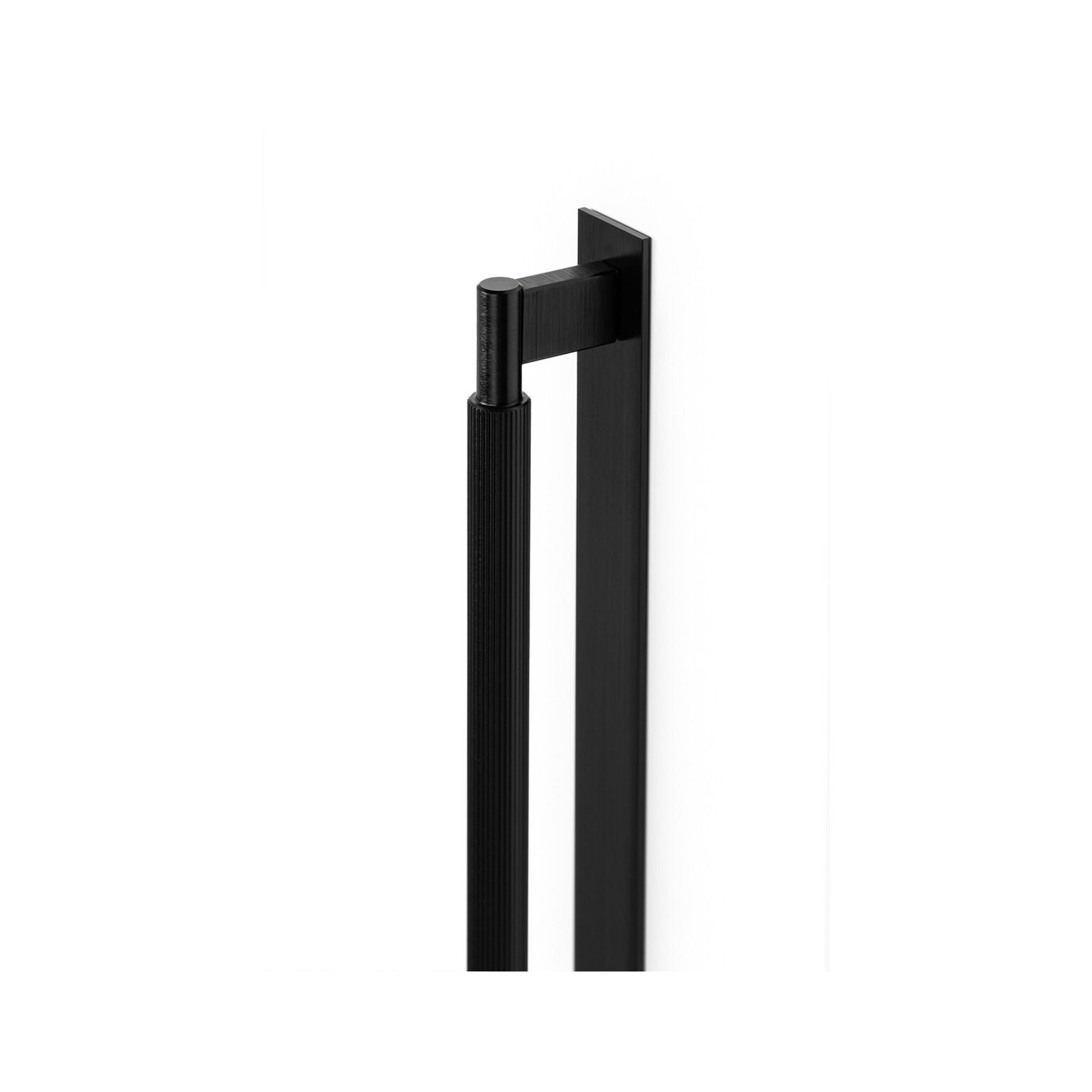 Momo Arpa Cabinet D Handle and Backplate