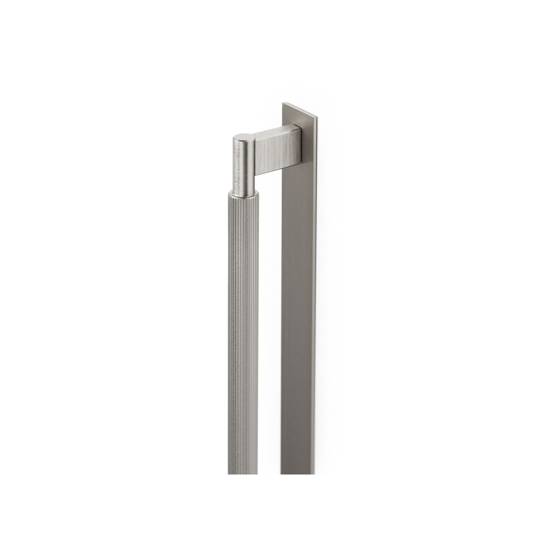 Momo Arpa Cabinet D Handle and Backplate