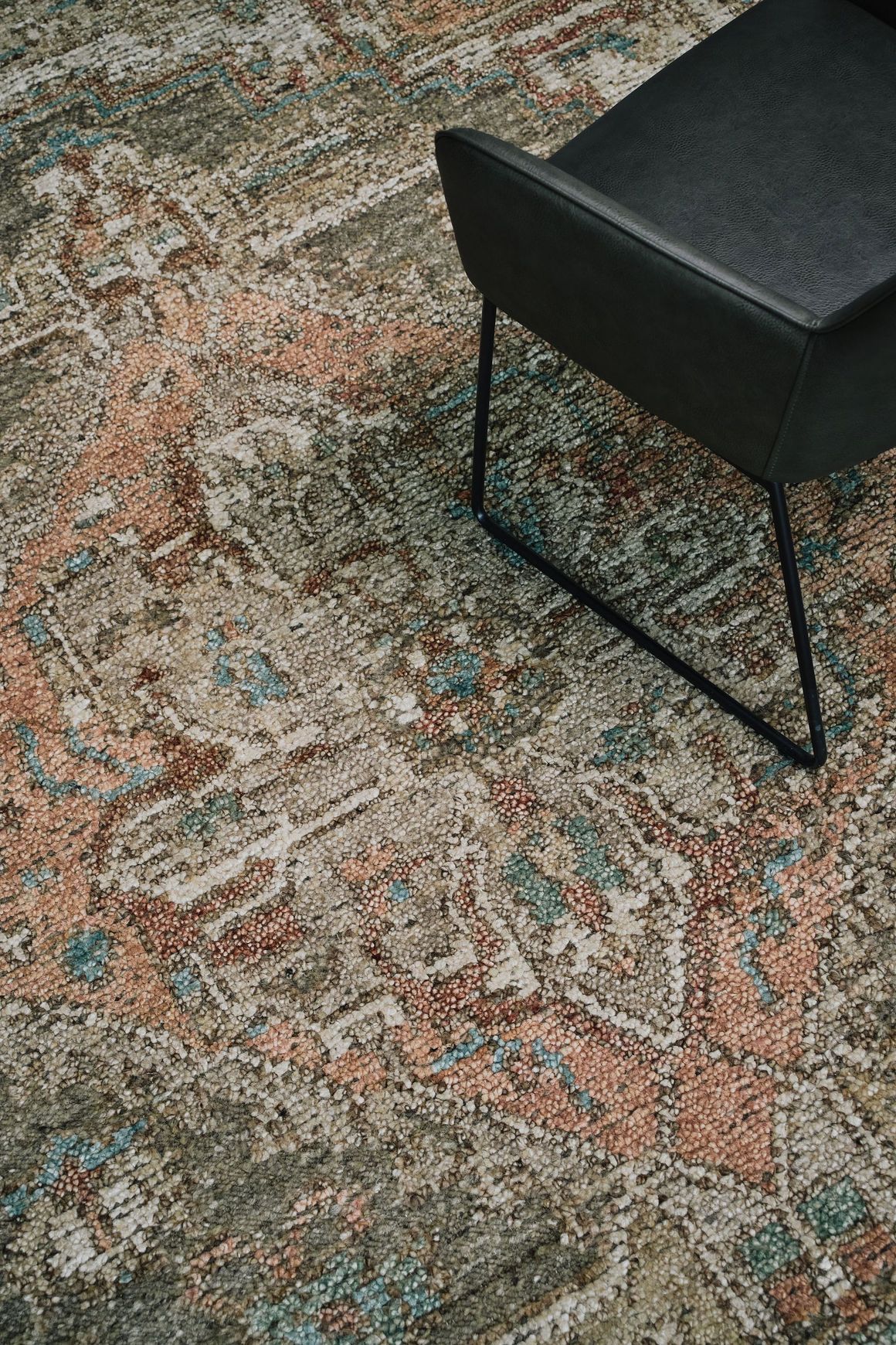 Zaman Charcoal l Handknotted Rugs