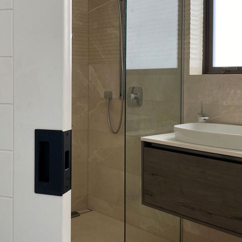 Wet Area Cavity Slider