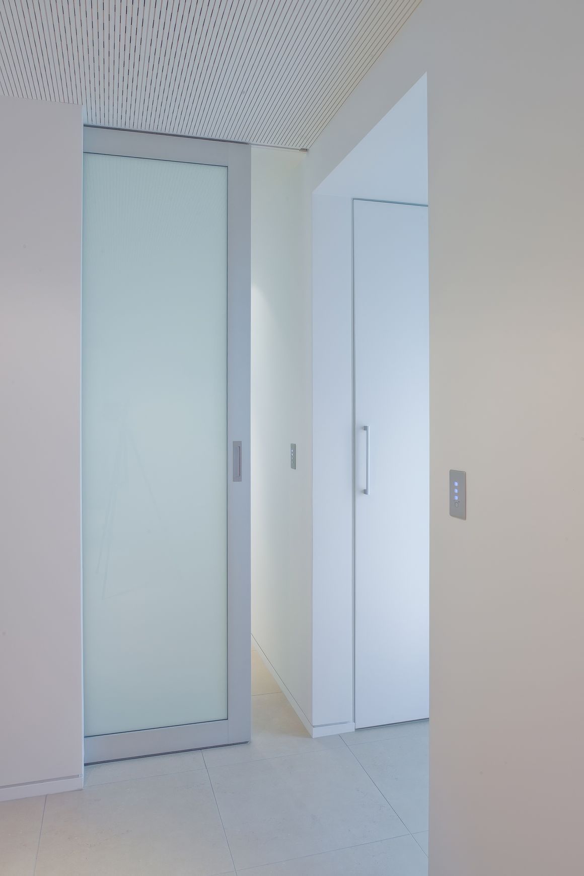 SquareStop Cavity Slider with square set jambs