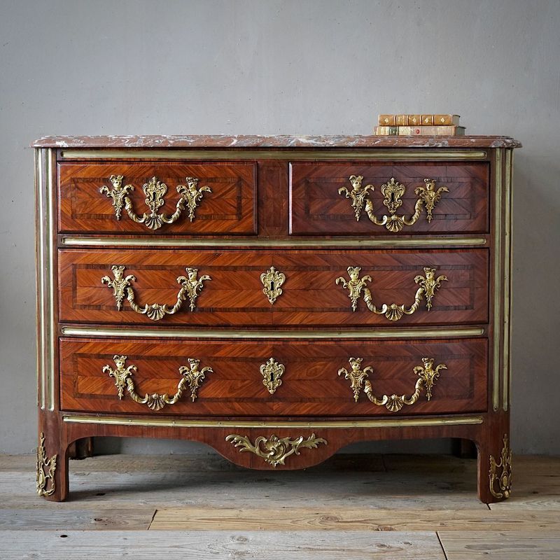 French Régence Marquetry Commode