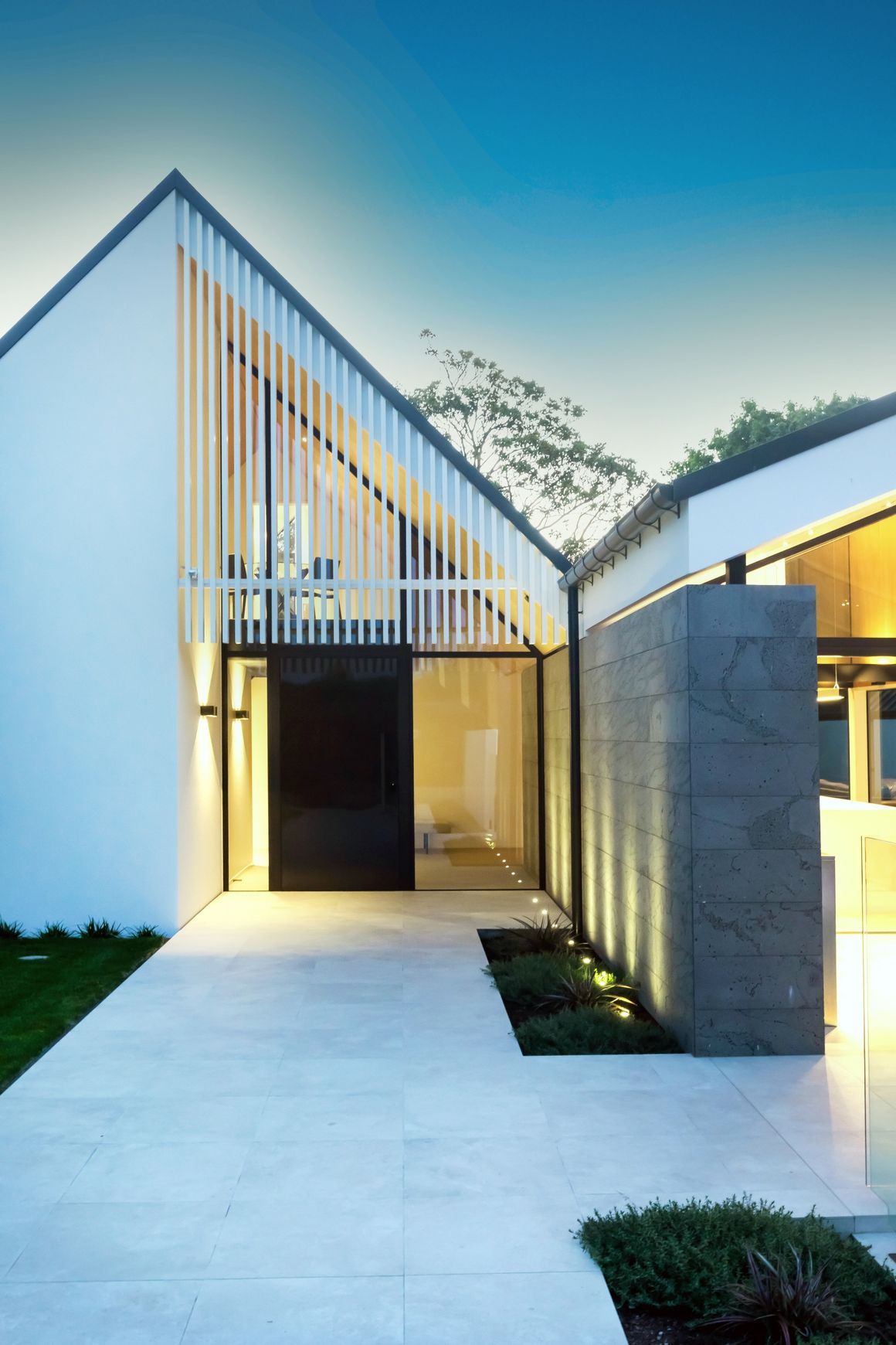Lightweight Bluestone Cladding