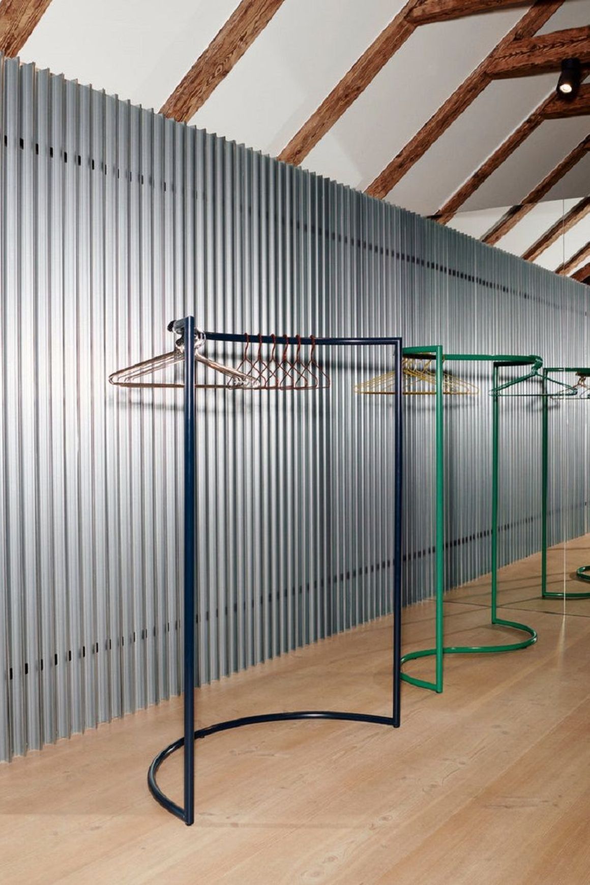 Colour Rack C-Shape