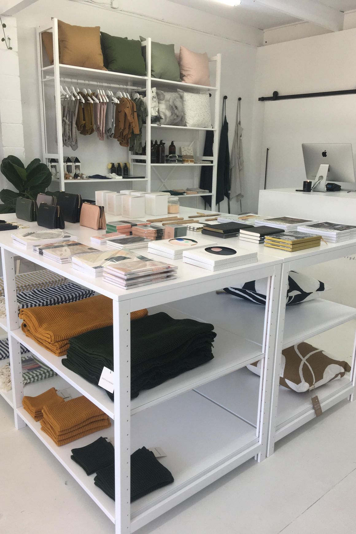 Retail Shelving