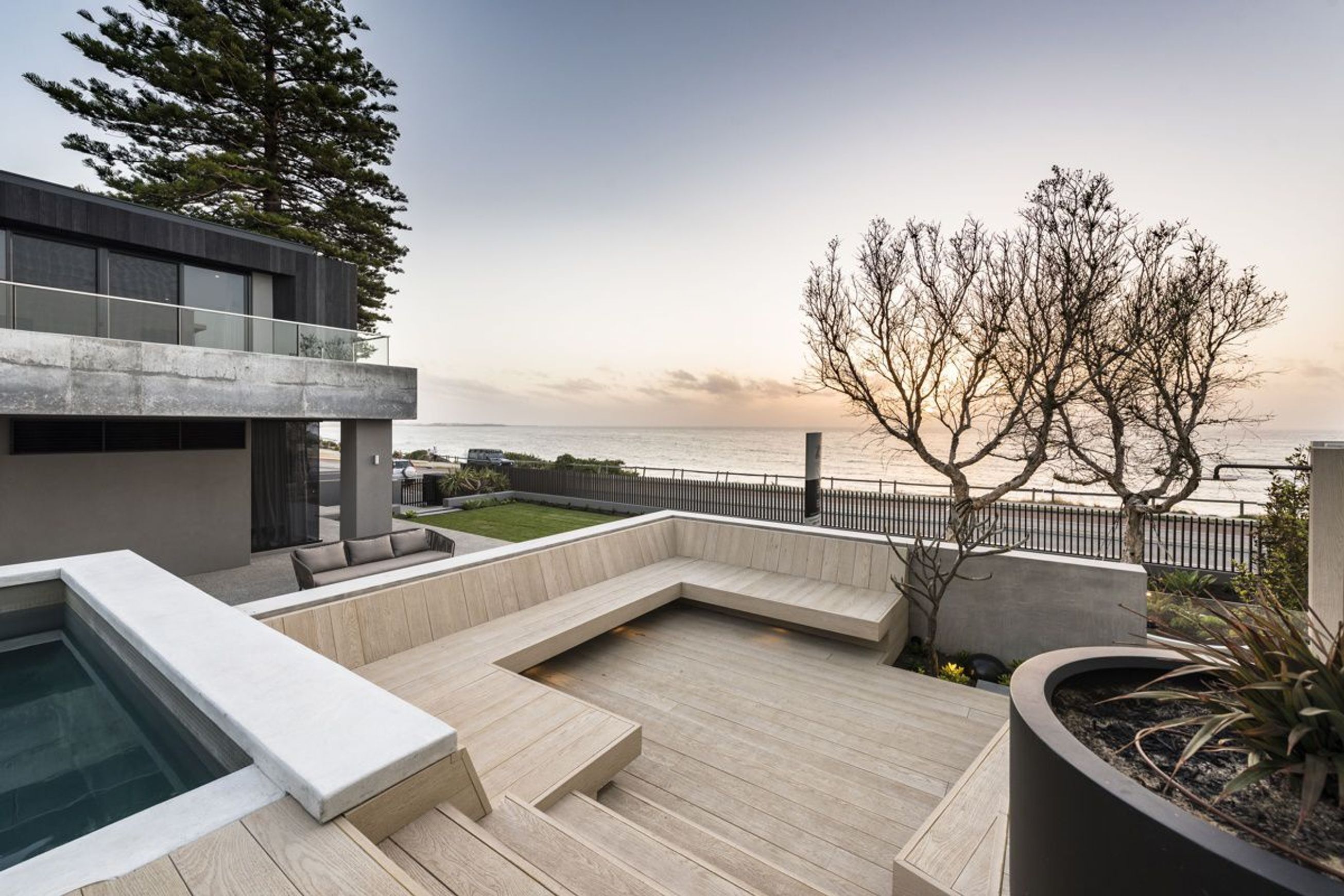 Millboard Limed Oak | Enhanced Grain Decking