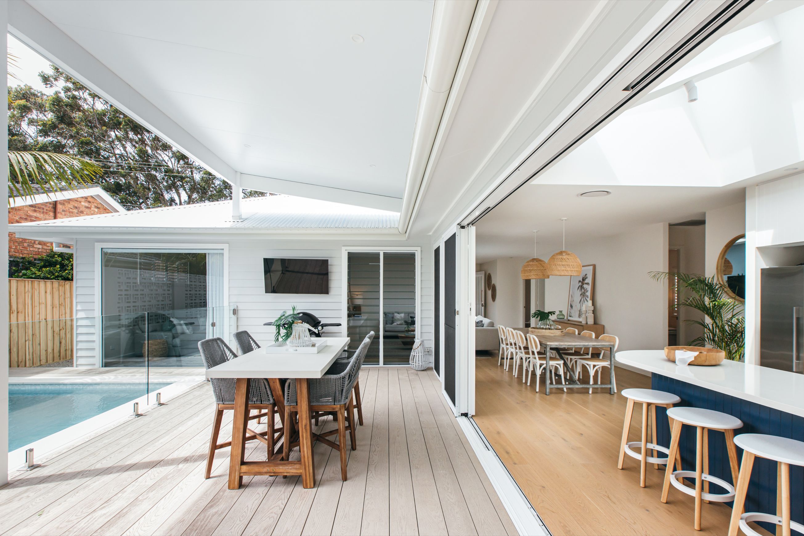 Millboard Limed Oak | Enhanced Grain Decking