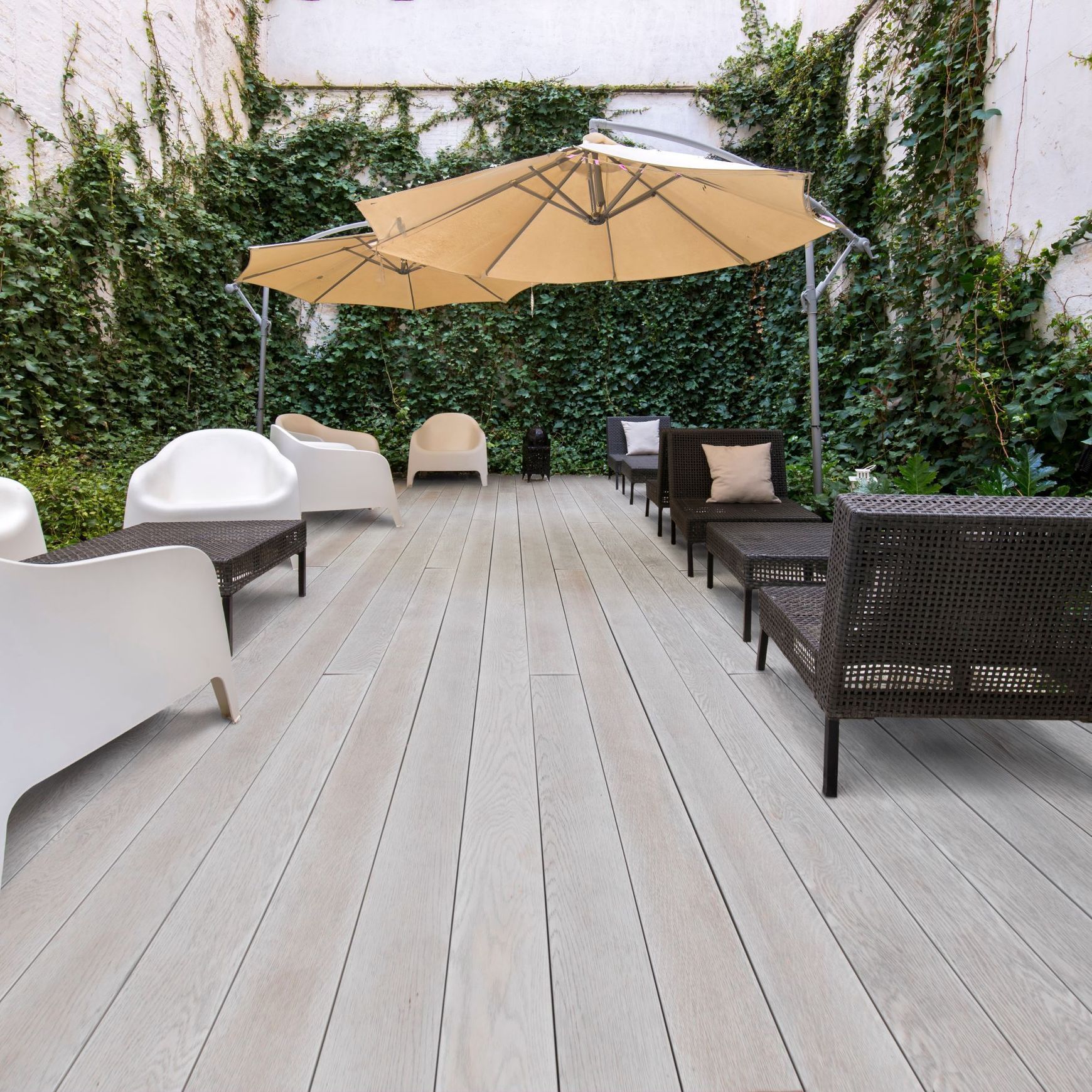 Millboard Smoked Oak