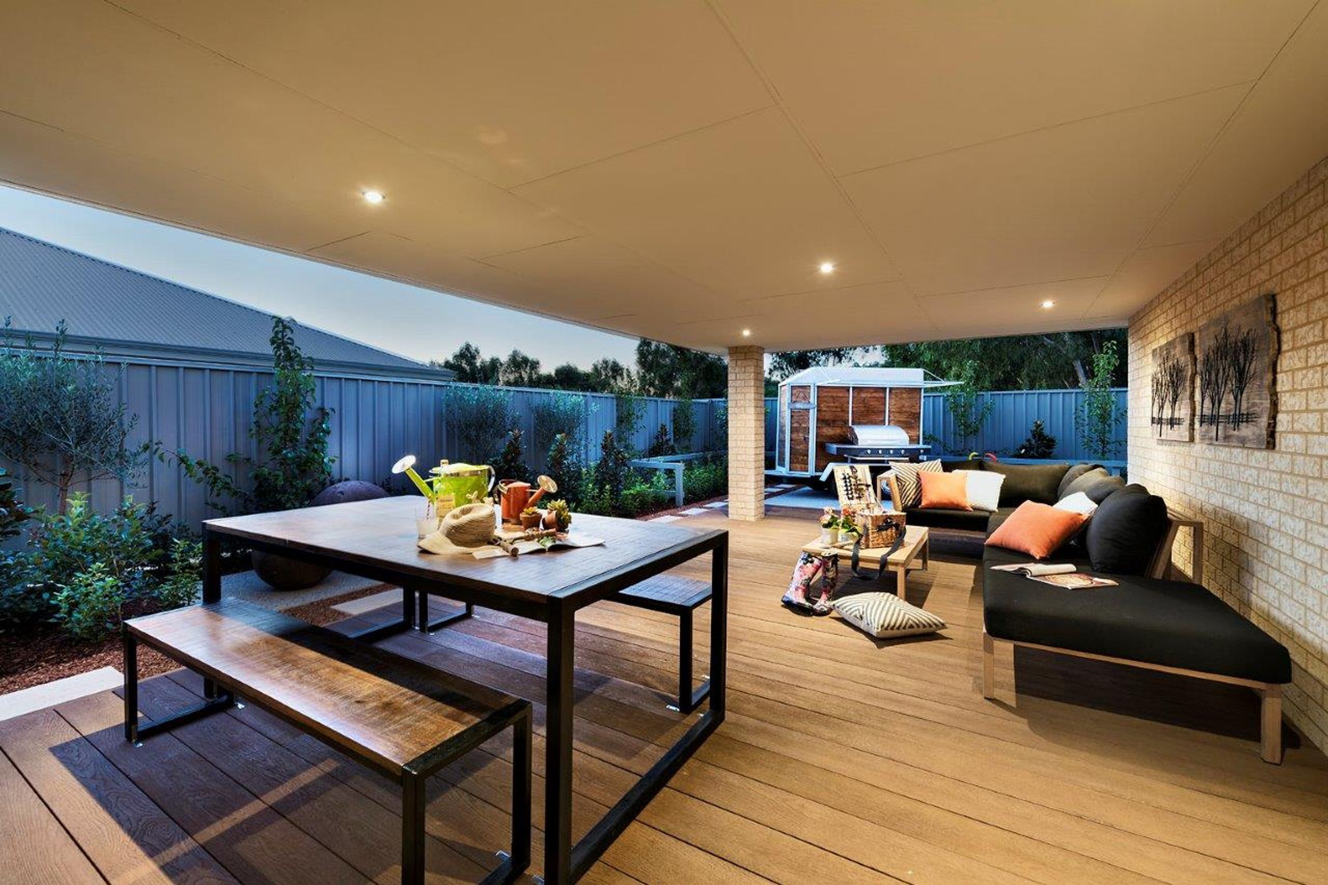Millboard Coppered Oak | Enhanced Grain Decking