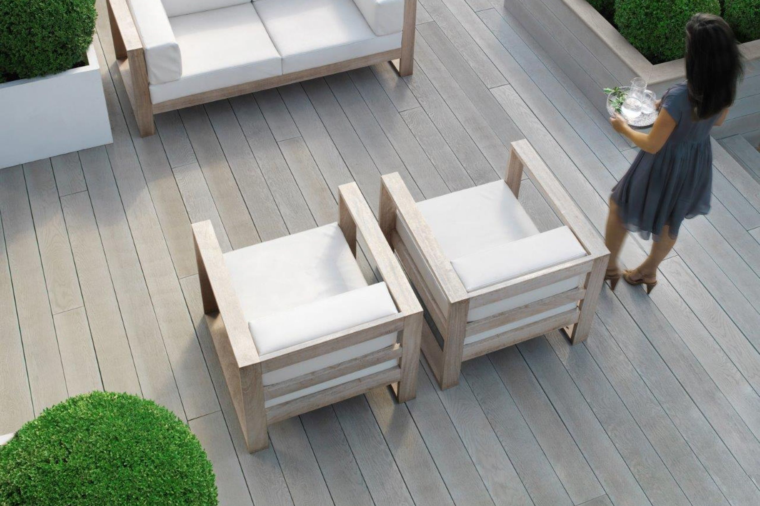 Millboard Smoked Oak | Enhanced Grain Decking