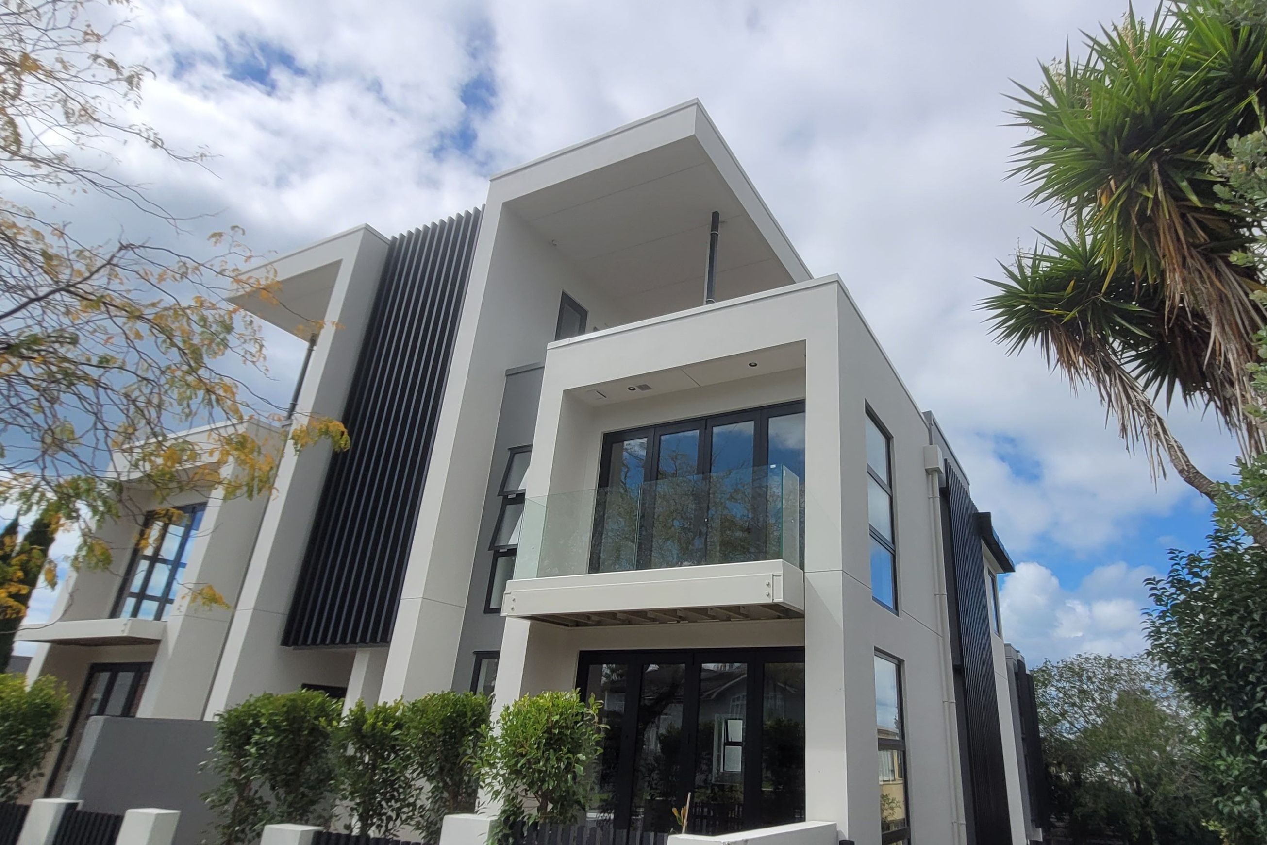 INTEGRA Lightweight Concrete Facade System