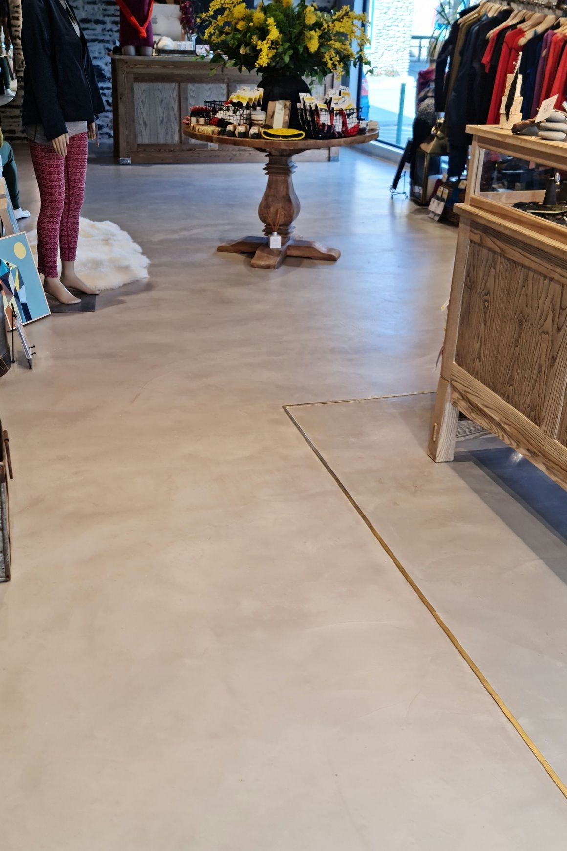 Micro Topping Interior Floor & Wall Covering