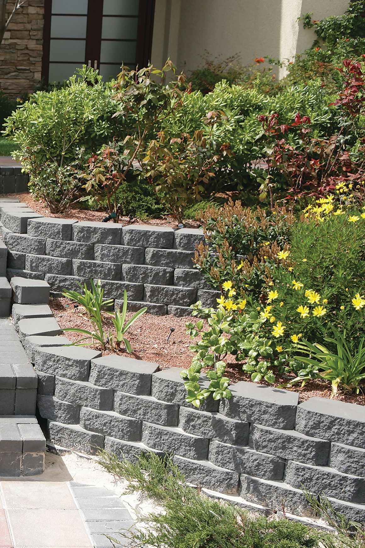 Garden Wall Tri-face - Retaining