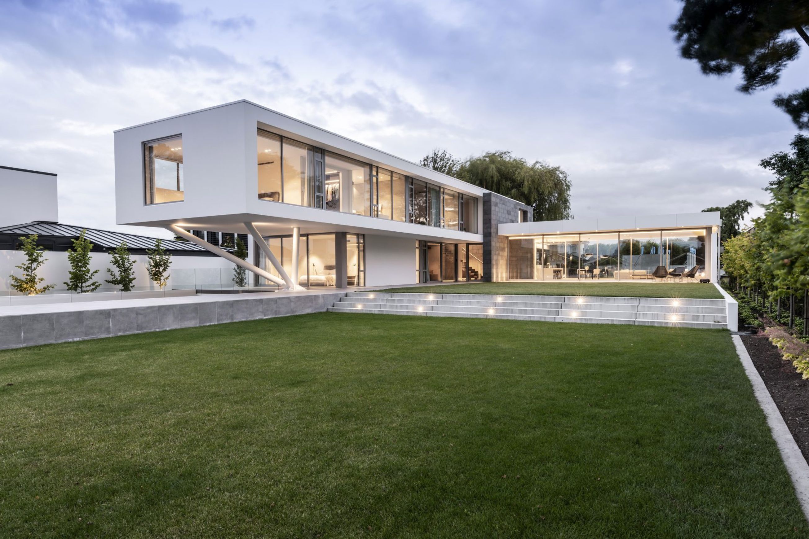 INTEGRA Lightweight Concrete Facade System