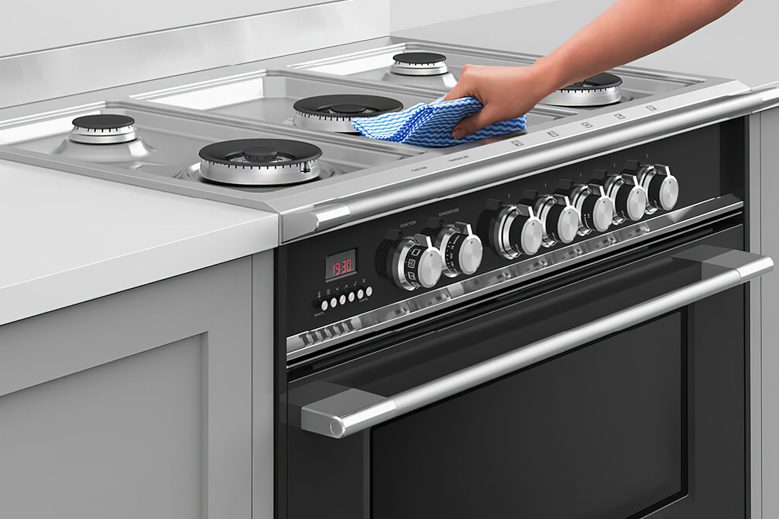 F&P Freestanding Cooker, Dual Fuel, 90cm, 5 Burners