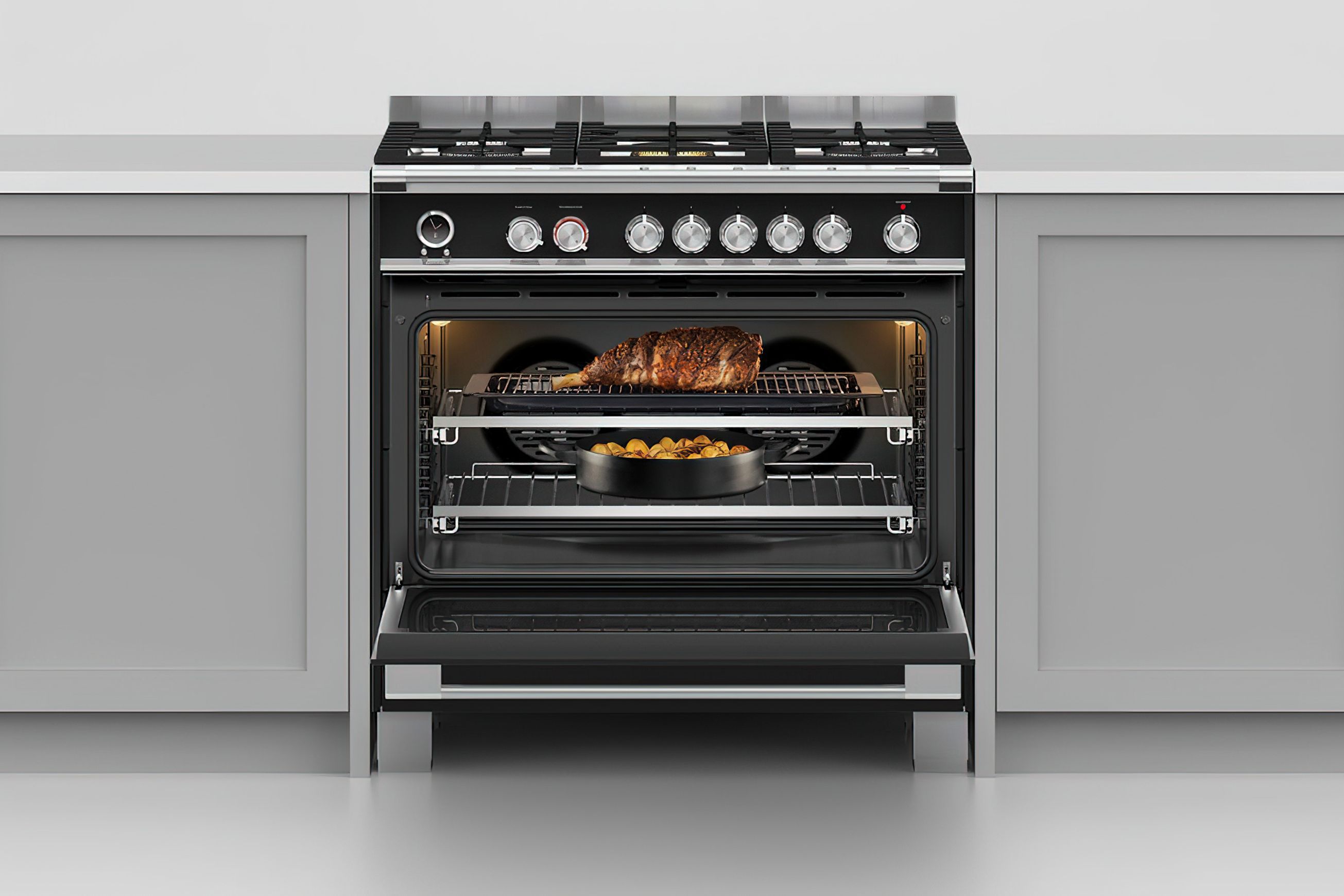 F&P Freestanding Cooker, Dual Fuel, 90cm, 5 Burners