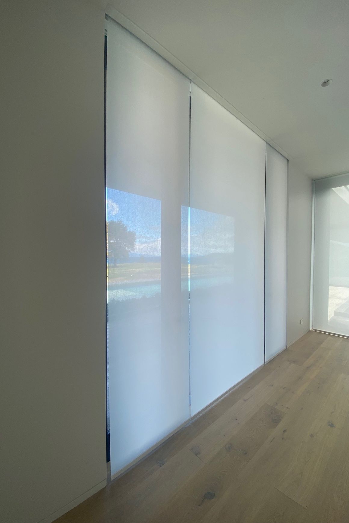 Vanda Recessed FlushBox