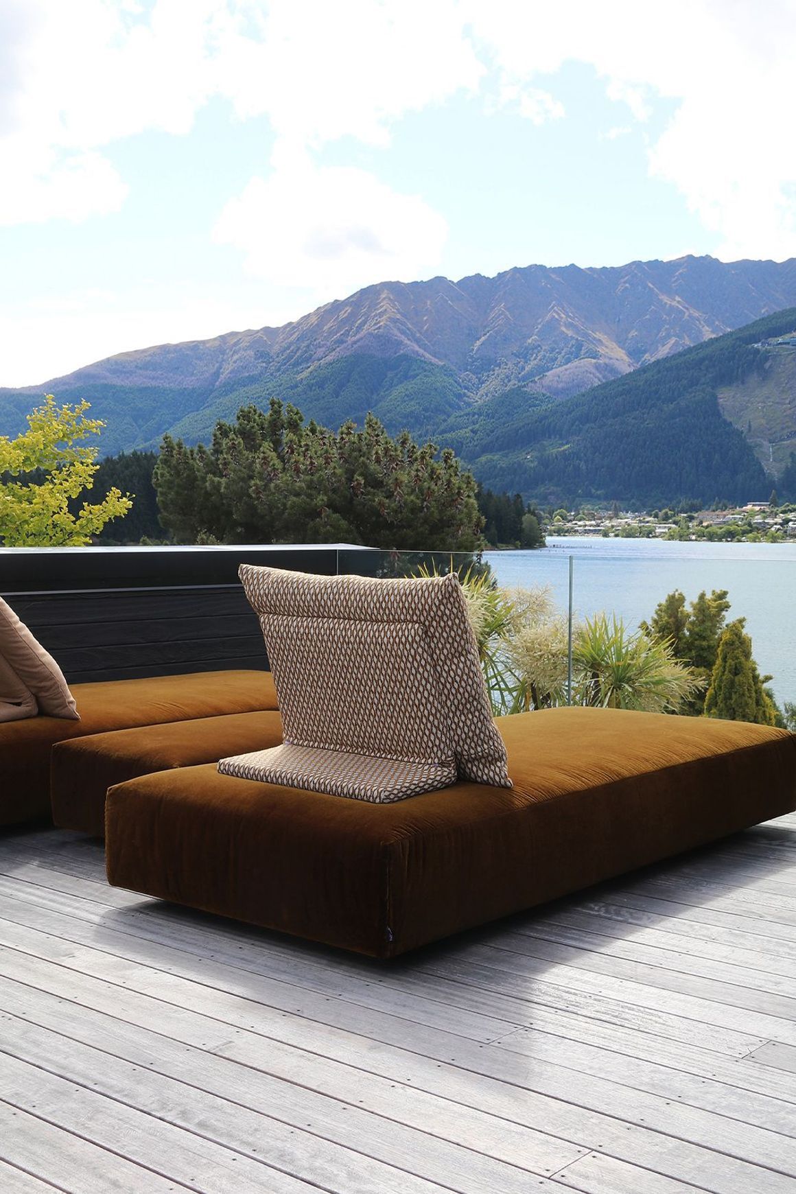 Moba Functional Back Cushion