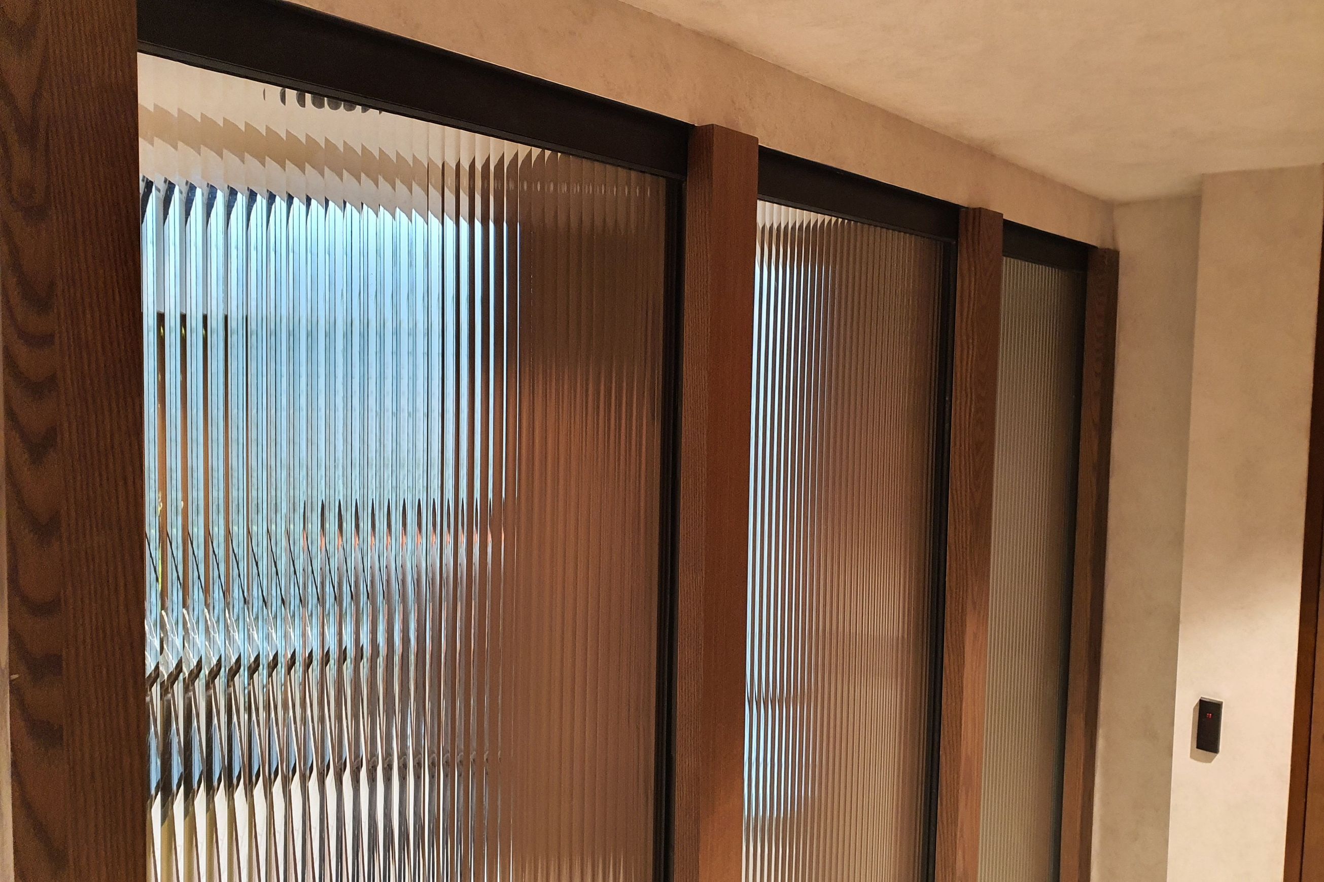 Arundo™ | Reeded Glass