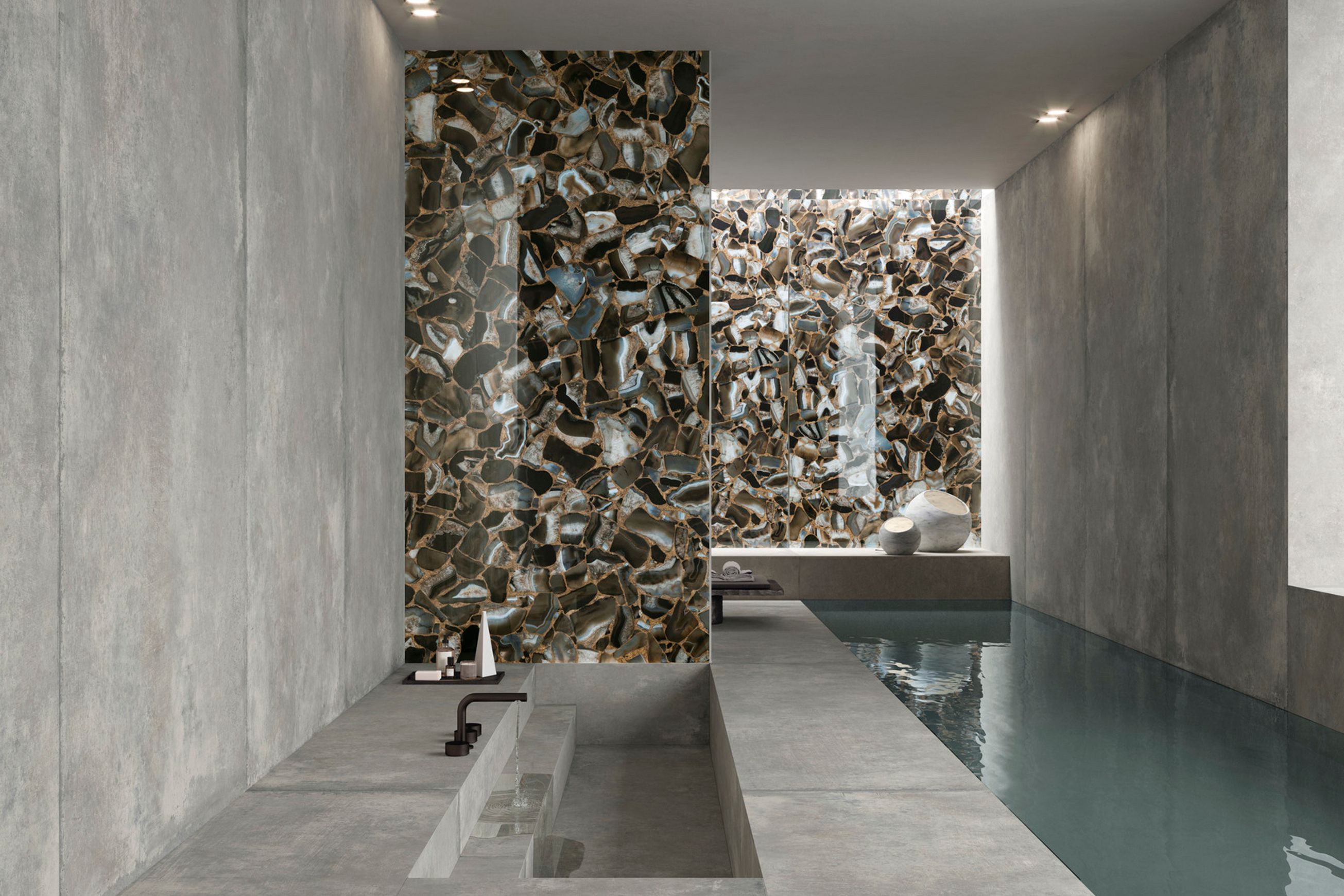 Ultra Agata Tile