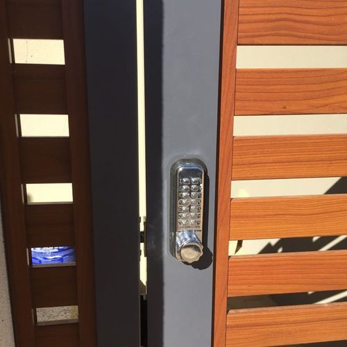 Borg Digital Lock External Grade Black BL2620MGBC