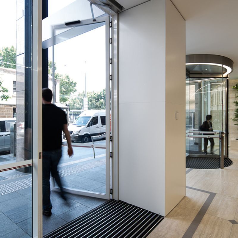 Record DFA127 Automatic Swing Door Operator 