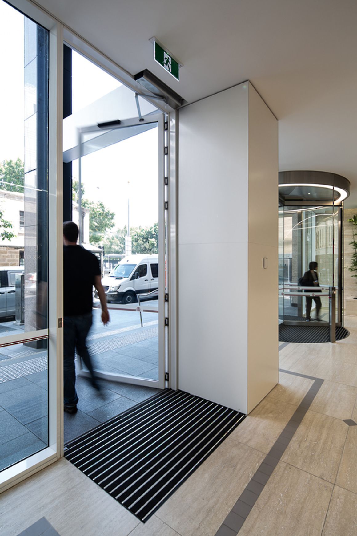 Record DFA127 Automatic Swing Door Operator 