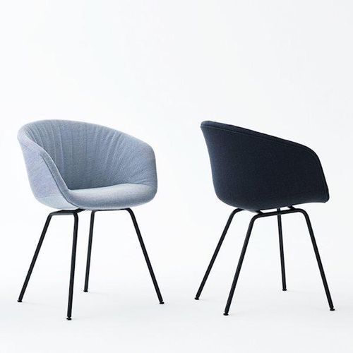 About A Chair AAC27 Soft