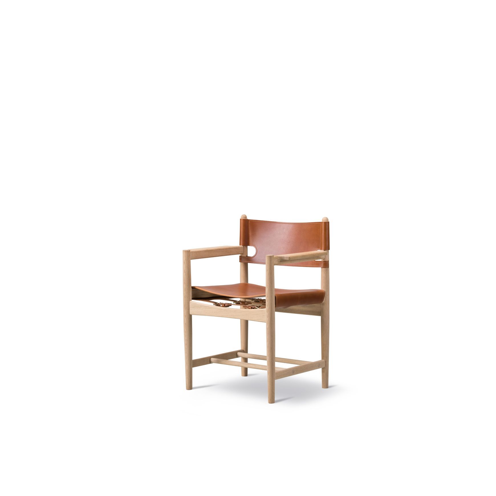 The Spanish Dining Chair with Arms by Fredericia