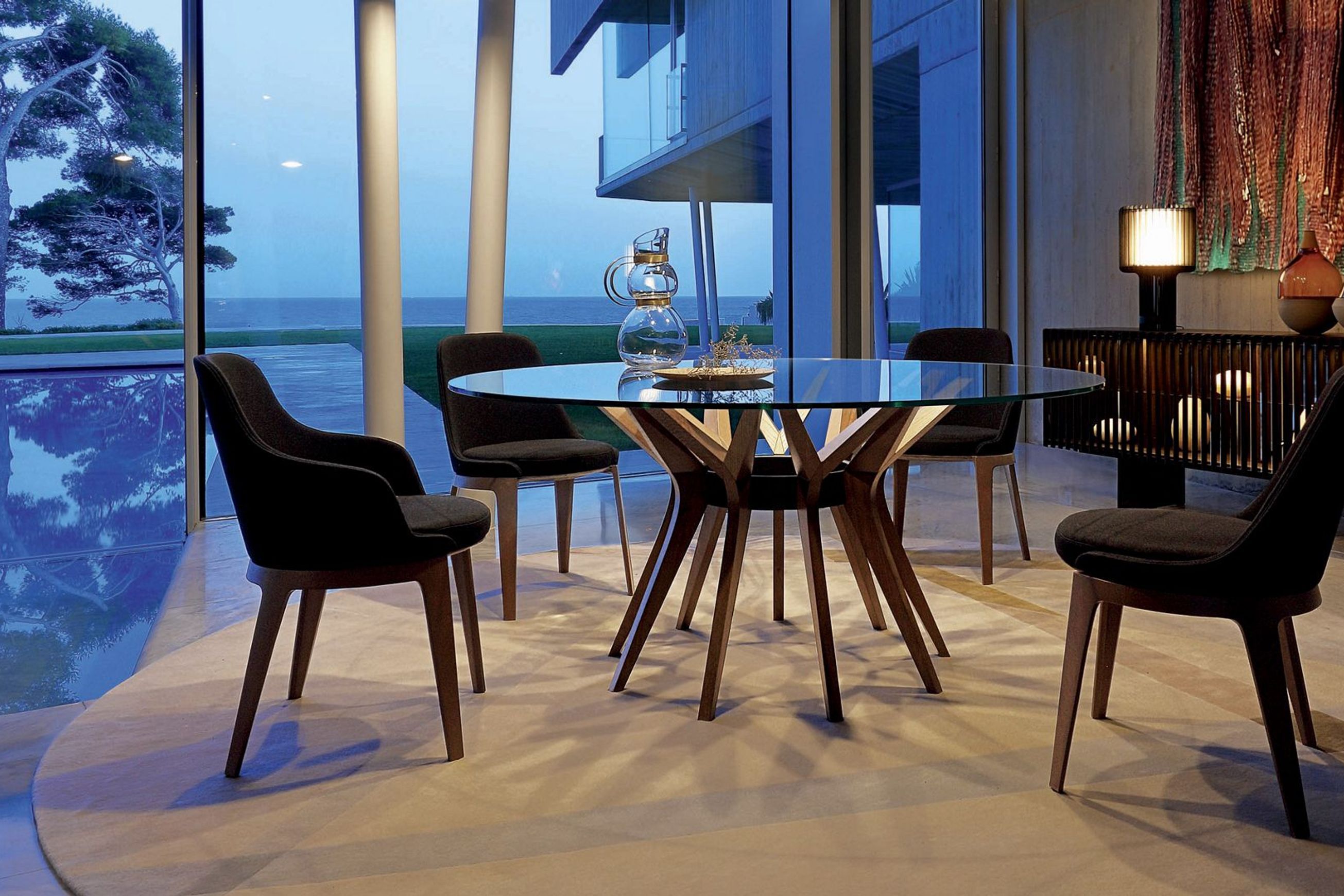 Tournicotti Fixed Dining Armchair - Wooden Base